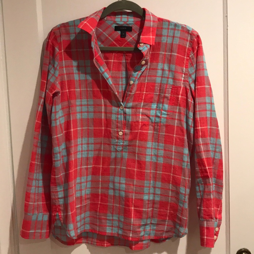 Jcrew red and blue plaid pull over button shirt.